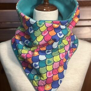 Colorful Heart Pattern Scarf